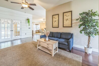 03_6228_Flash_Ln_Crestview_FL_32536_USA-