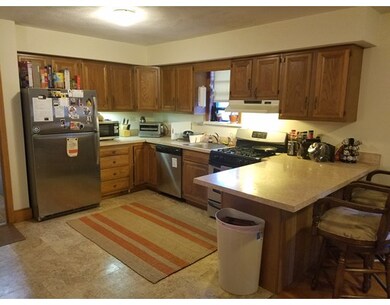 137 Crafts St unit 139, Newtonville, MA 02460 - photo 3