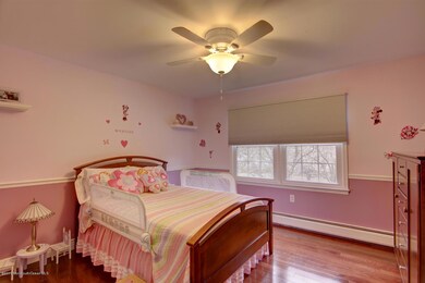 24 Cannonade Drive Marlboro NJ-large-020