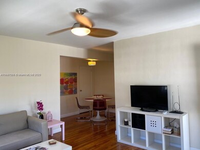 7935 Carlyle Ave unit 10, Miami Beach, FL 33141 - photo 5