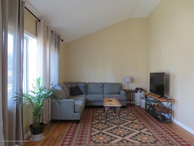 41 Locust St, Cliffwood, NJ 07721 - photo 6