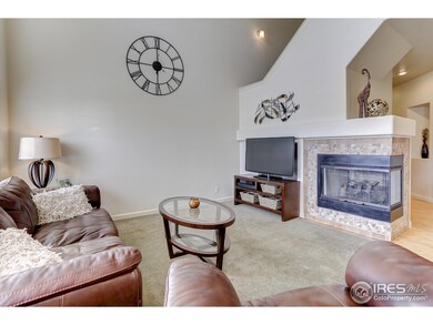 Living Room w. Vaulted Ceilings