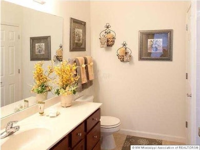 8750 Parkview Oaks Cir, Olive Branch, MS 38654 - photo 3