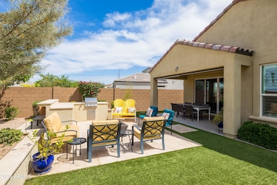 Fire Pit Area and Built-In BBQ