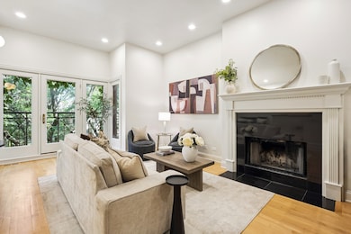 906 N Hermitage Ave unit 2, Chicago, IL 60622 - photo 6