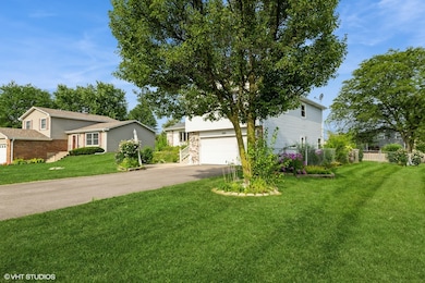 536 Eagle View Dr, Carol Stream, IL 60188 - photo 5