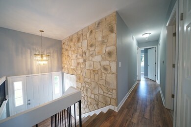 29W222 Wagner Rd, Naperville, IL 60564 - photo 6