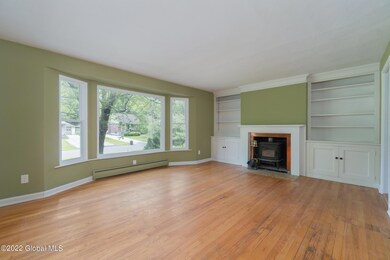 25 Charles Blvd Delmar NY mls-1