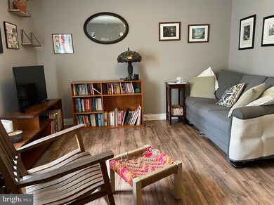 11 N Jay St unit 1, Middleburg, VA 20117 - photo 2