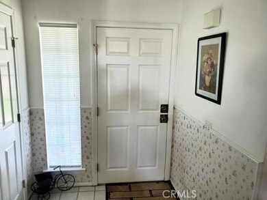 unlisted-address, Victorville, CA 92395 - photo 4