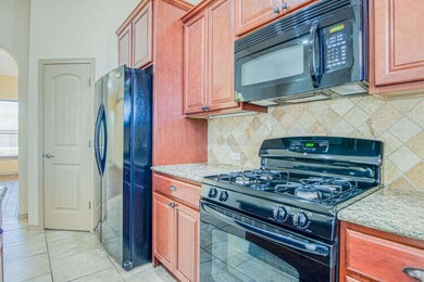 14348 Desert Sunset Dr, Horizon City, TX 79928 - photo 7