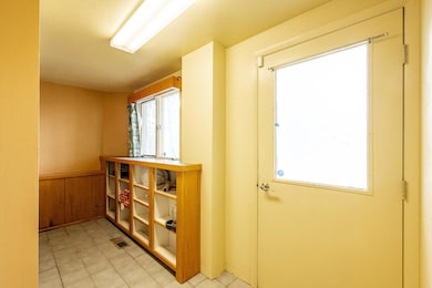 838 S Sheridan Ave, Sheridan, WY 82801 - photo 4