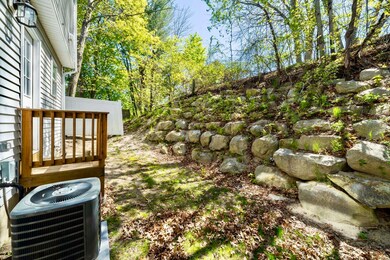 38 Perham St unit G, Nashua, NH 03064 - photo 3