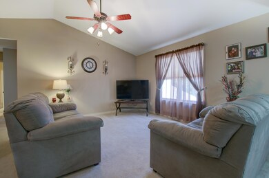 450 Stone Rd, Kimberling City, MO 65686 - photo 4
