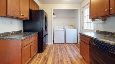 23-web-or-mls-19-Hunts-Hill-Road-Kitchen