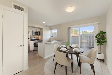 5005 Manor Rd unit 121, Austin, TX 78723 - photo 2