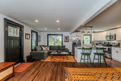 143 West St, Easthampton, MA 01027 - photo 6