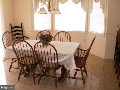 4234 Green Park Dr, Mount Joy, PA 17552 - photo 2