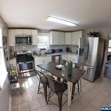 23 Grand St, Little Ferry, NJ 07643 - photo 7