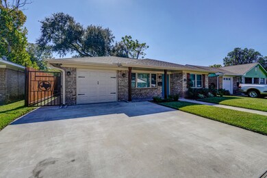 128 W Whitney St, Houston, TX 77018 - photo 4