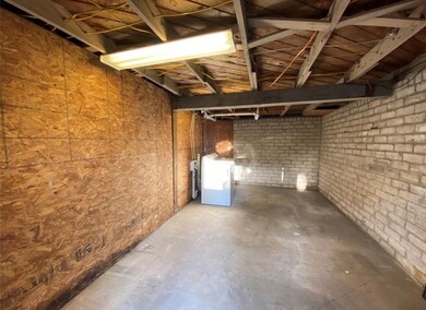 5606 Robertson St unit 3, Houston, TX 77009 - photo 7