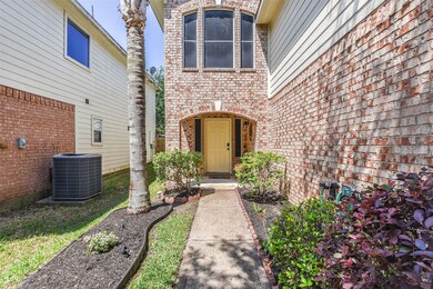 10838 Nellsfield Ln, Houston, TX 77075 - photo 3