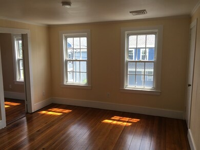 4 Peck St unit 2, Kingston, MA 02364 - photo 4