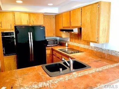 1007 S Catalina Ave unit 106, Redondo Beach, CA 90277 - photo 2