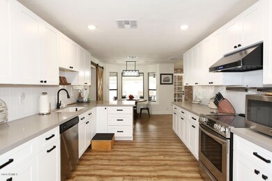 Kitchen2