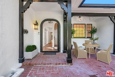 629 N Rexford Dr, Beverly Hills, CA 90210 - photo 3