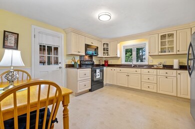 41 Racicot Ave, Webster, MA 01570 - photo 6