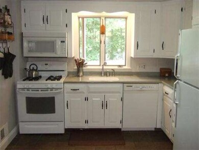 65 Belmont St, Weymouth, MA 02188 - photo 2