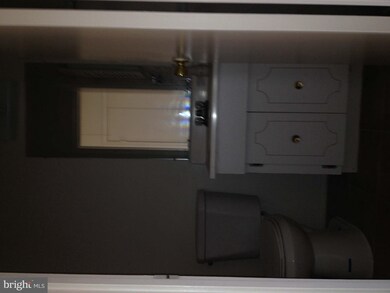 7576 Cherry Ln, Laurel, MD 20707 - photo 2