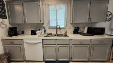 1627 King Arthurs Ct, Lakeland, FL 33810 - photo 6