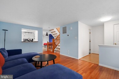 13958 Winding Ridge Ln, Centreville, VA 20121 - photo 6