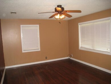 158 Alan St, Texarkana, TX 75501 - photo 5