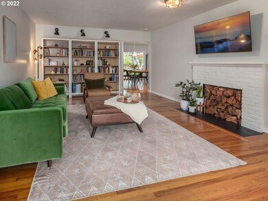 12615 SW Park Way, Portland, OR 97225 - photo 5