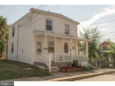 49 S Maple Ave, Lansdowne, PA 19050 - photo 2