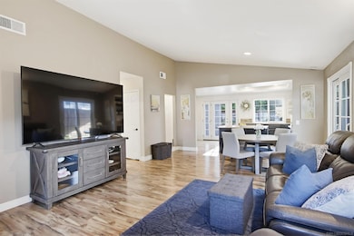 12085 Eastglen St, San Diego, CA 92131 - photo 4