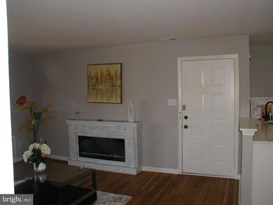 1054 Tristram Cir unit 4, Mantua, NJ 08051 - photo 3