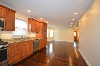842 Fellsway unit 842, Medford, MA 02155 - photo 5