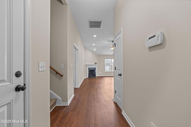 3661 Thornbrook Dr, Greenville, NC 27834 - photo 6