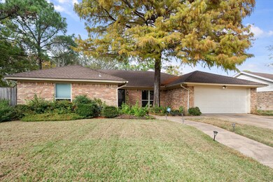 1301 Pinon Dr, Mansfield, TX 76063 - photo 3