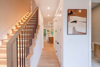 282 Nevada St unit 282, Newton, MA 02460 - photo 5