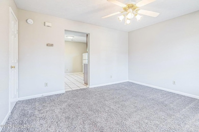 4237 Grantline View Ct, New Albany, IN 47150 - photo 3