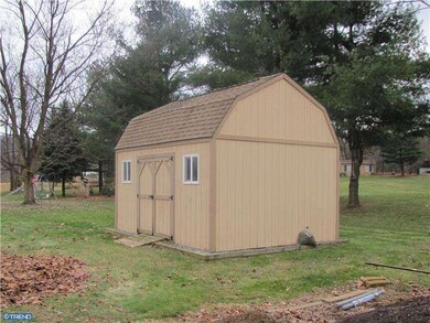 8337 Winchester Ln, Alburtis, PA 18011 - photo 2