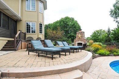 2727 Salix Cir, Naperville, IL 60564 - photo 7