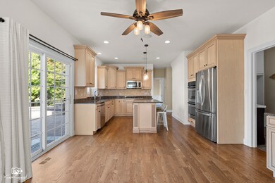 16432 S Harmon Ln unit 1, Plainfield, IL 60586 - photo 5