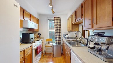 118 Library St, Chelsea, MA 02150 - photo 5