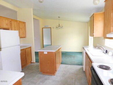 431-470091 Kitchen & Dining